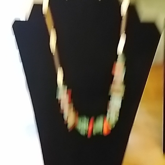 Genuine Turquoise And Red Coral Choker - Picture 5 of 6